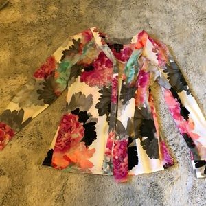 Floral  top 🌸🌺